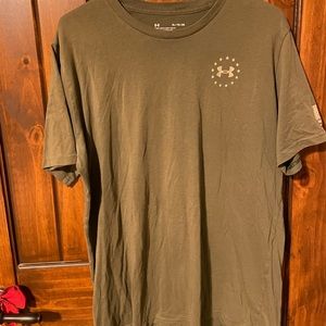 Men’s Under Armor T-shirt